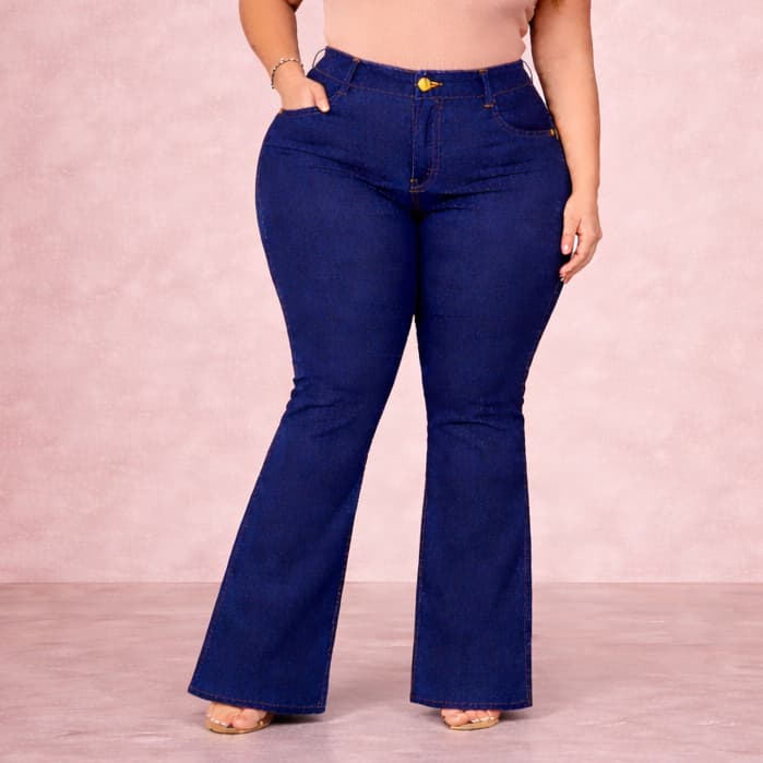 Calça Jeans Flare Plus Size — vista 5