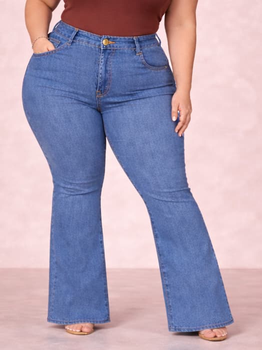 Calça Jeans Flare Plus Size